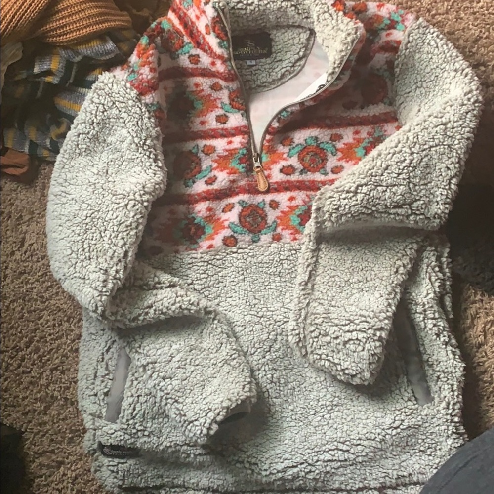 Two Simply Southern Fleece Pullovers 🦋